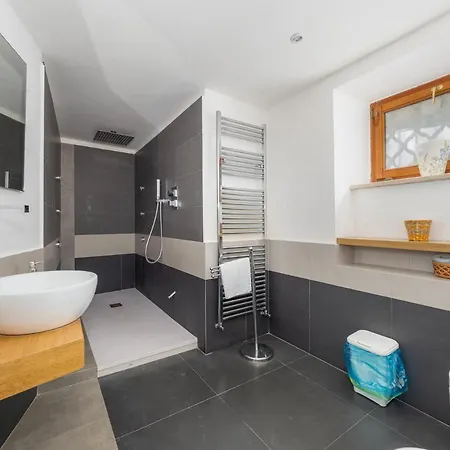 Ulivi Apt - De Vivo Realty Sorrento